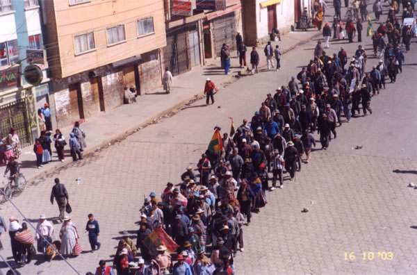 marcha en el Alto